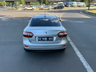 Renault Fluence foto 7