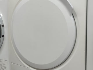 Узкая сушильная машина AEG фото 3