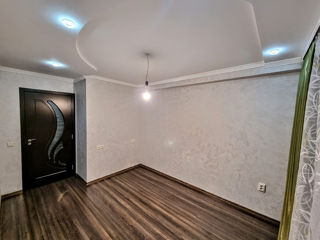 Apartament cu 3 camere, 80 m², Poșta Veche, Chișinău foto 3