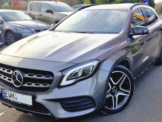 Mercedes GLA foto 2