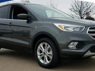 Ford Escape foto 1