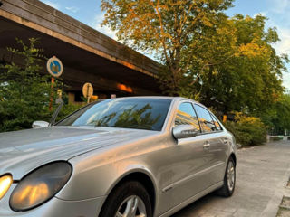 Mercedes E-Class foto 4