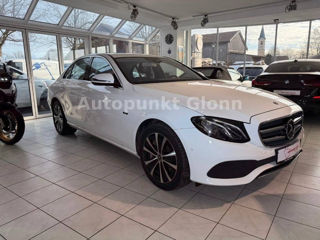 Mercedes E-Class foto 2