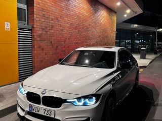 BMW 3 Series foto 3