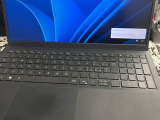 Dell Vostro 15 3510 foto 2