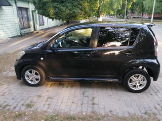 Daihatsu Sirion foto 4