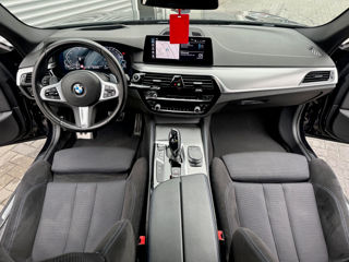 BMW 5 Series foto 10