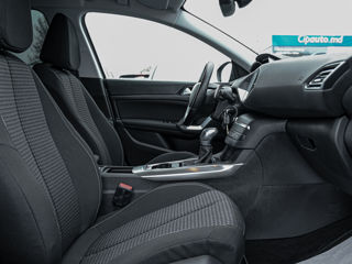 Peugeot 308 foto 8