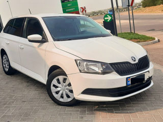 Skoda Fabia фото 1