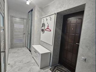 Apartament cu 2 camere, 49 m², Botanica, Chișinău foto 2