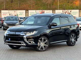 Mitsubishi Outlander foto 4