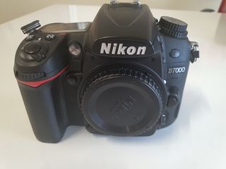 Nikon d7000 - set cu 4 obiective + flash