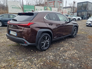 Lexus UX foto 8