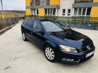 Volkswagen Passat foto 4