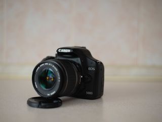 Canon 500D foto 1