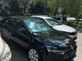 Volkswagen Jetta foto 4