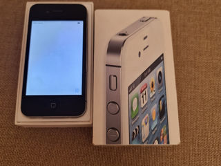 Продам или обменяю iphone 4 icloud