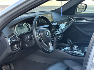 BMW 5 Series foto 9