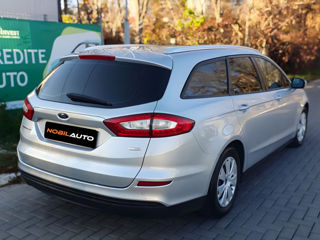 Ford Mondeo foto 4