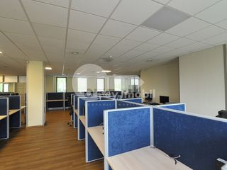 Oficiu in Centru, 305 mp, euroreparație, 3965 € ! foto 3