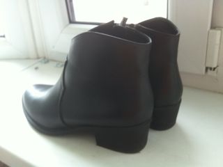 Botine foto 2