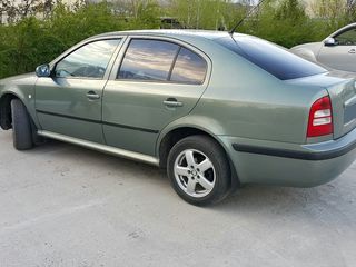 Skoda Octavia foto 1