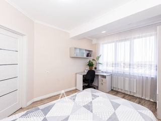 Apartament cu 2 camere, 70 m², Buiucani, Chișinău foto 14