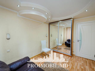Apartament cu 2 camere, 74 m², Centru, Chișinău foto 8