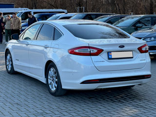 Ford Mondeo foto 5