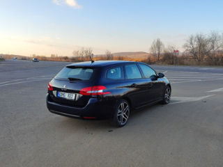 Peugeot 308 foto 6