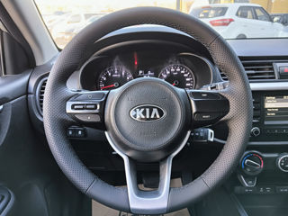 KIA Rio foto 9