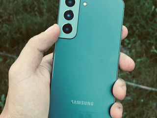 Vând Samsung Galaxy S22 în stare bună