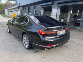 BMW 7 Series foto 4