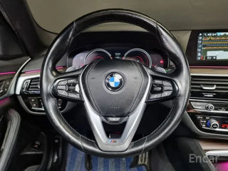 BMW 5 Series foto 9