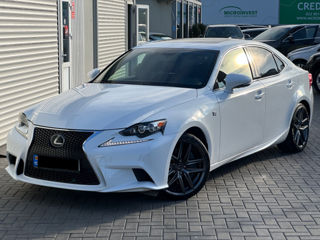 Lexus IS Series