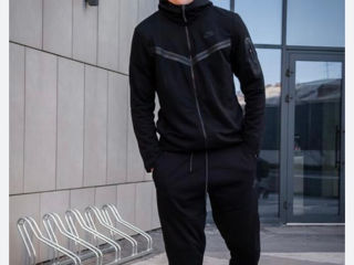 Nike Tech Fleece