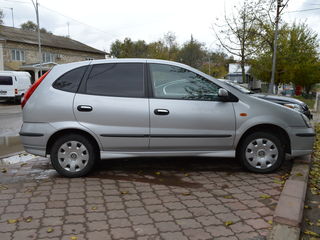 Nissan Almera Tino foto 4