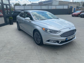 Ford Fusion foto 2