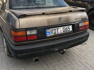 Piese auto, dezmembrare volkswagen passat 1989 1,8 benzin. Разборка, razborca foto 2