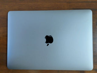 MacBook Pro  2017   (i5,ssd 256gb,ram16gb,13.3'') Retina