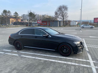 Mercedes E-Class foto 5