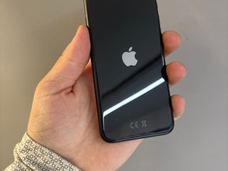 Iphone 8 in corpus de se bypas foto 1