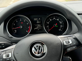 Volkswagen Jetta foto 8