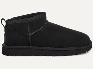 Ugg classic ultra mini black