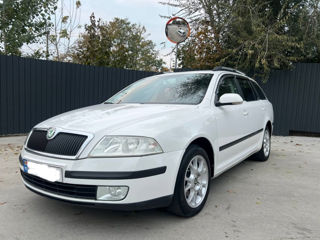 Skoda Octavia foto 3