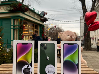 iPhone 14 128гб магазин-гарантия 24мес (128гб/256гб) в наличии  все цвета.