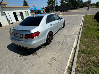 Mercedes E-Class foto 4