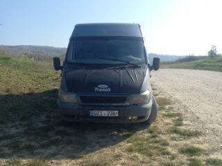 Ford Transit Connect foto 2