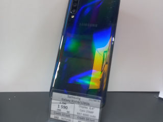 Samsung Galaxy A50 128Gb pret 1590lei