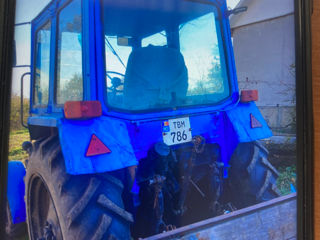 De vinzare tractor  MTZ 82 foto 3